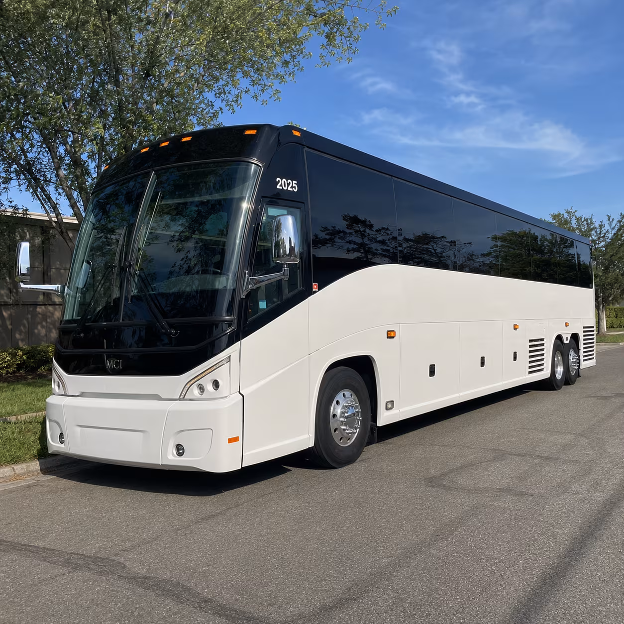 charter buses to pine knob music theatre and clarkston shows