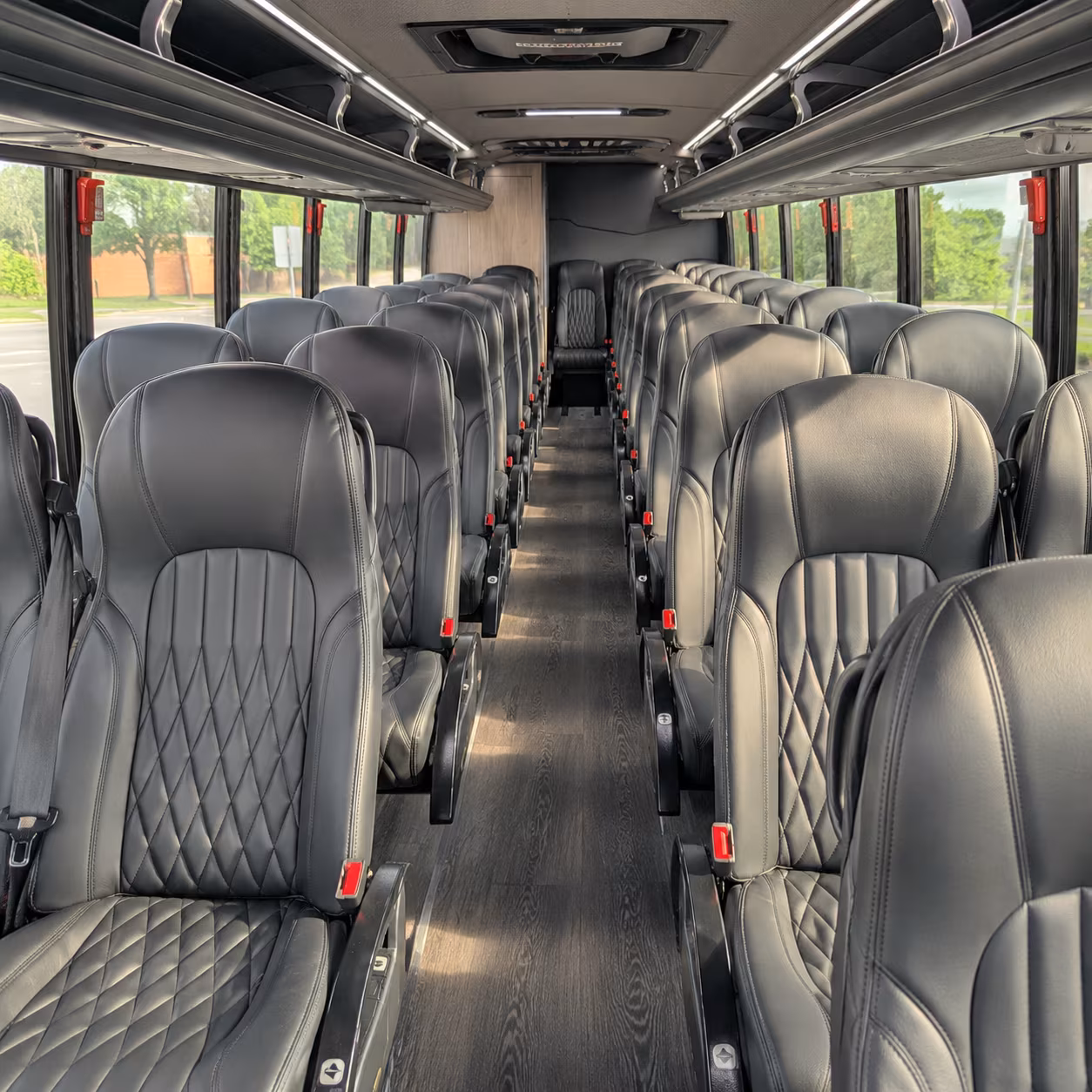 find the perfect transportation for your next airport transfer 3
