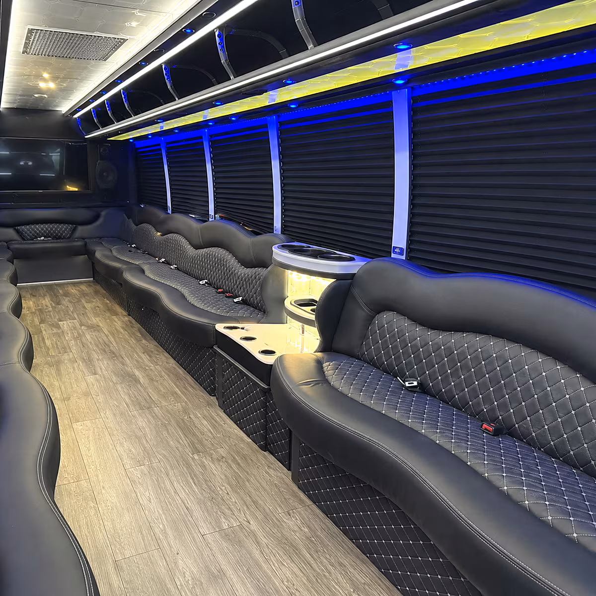 group transportation buses for concerts at comerica park and ford field events