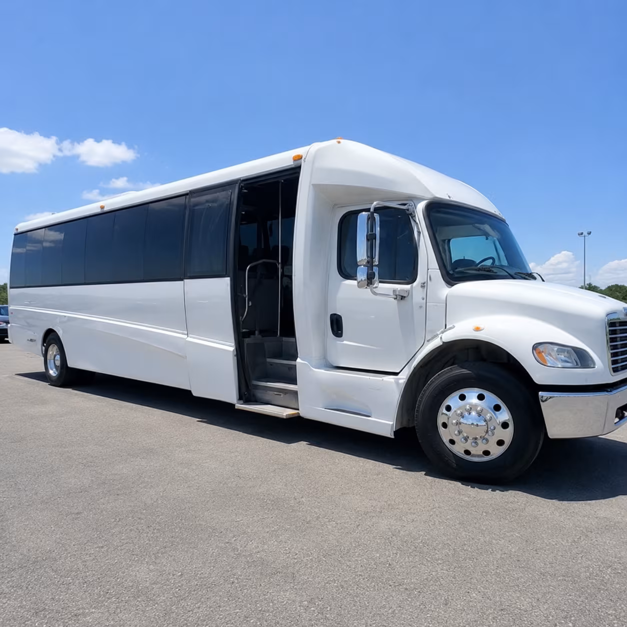 minibus rentals for smaller rochester hills wine tour groups