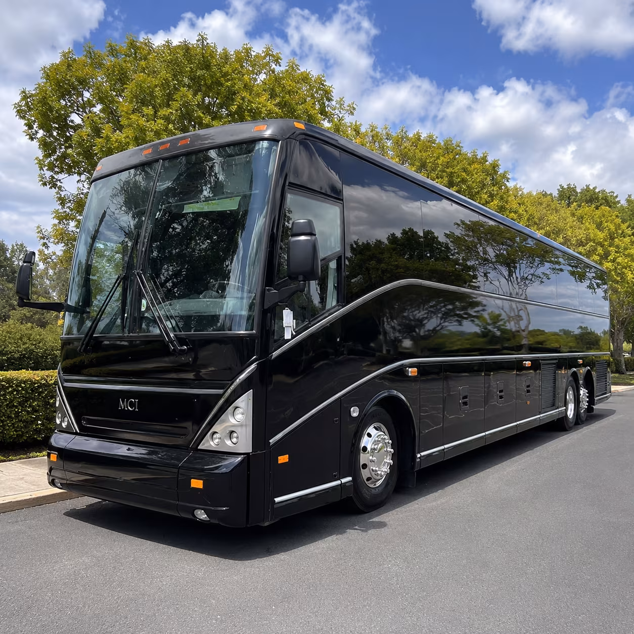 oakland county international airport shuttle buses for rochester hills groups