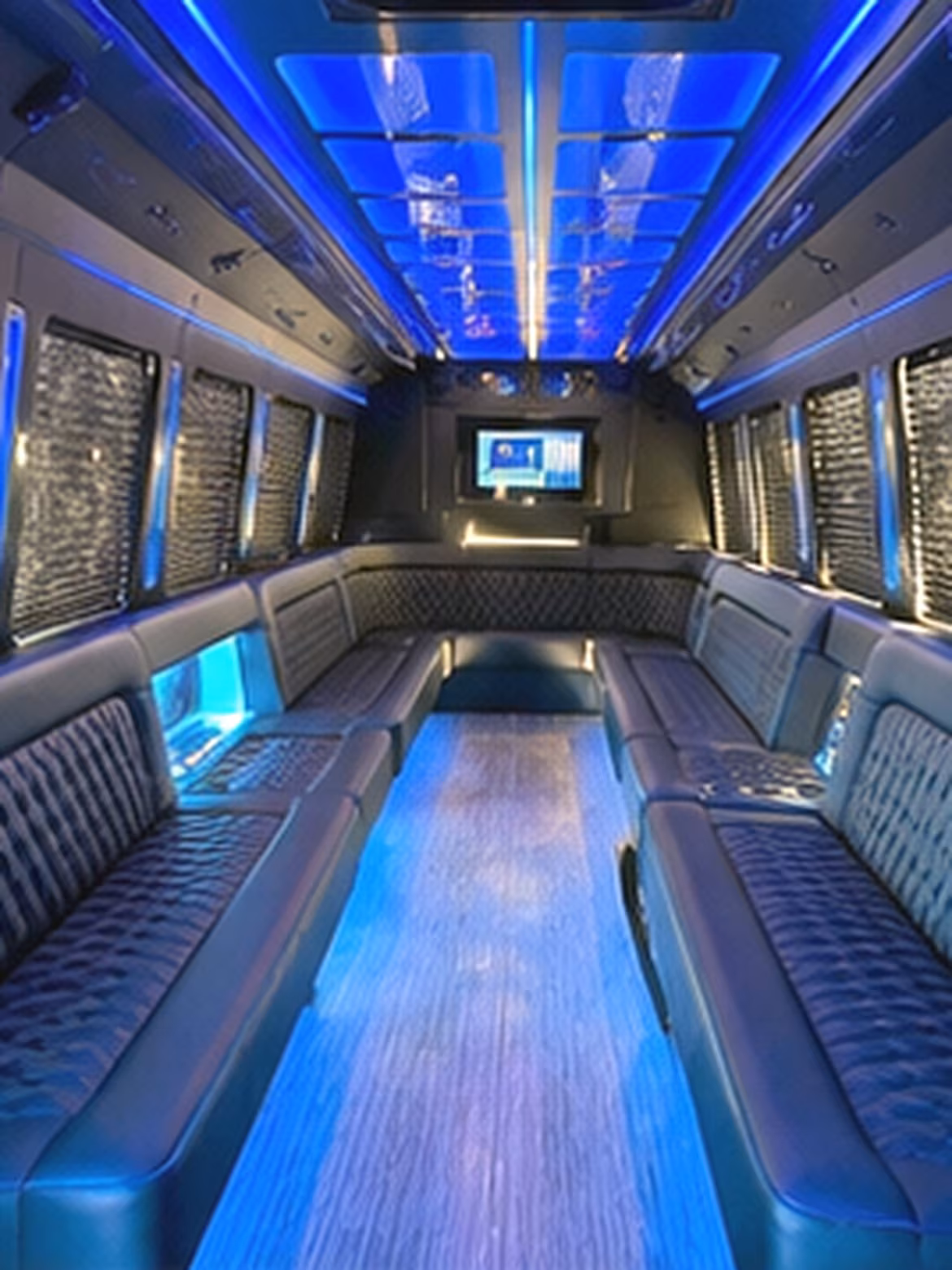 sweet 16 and quinceanera party buses serving rochester hills